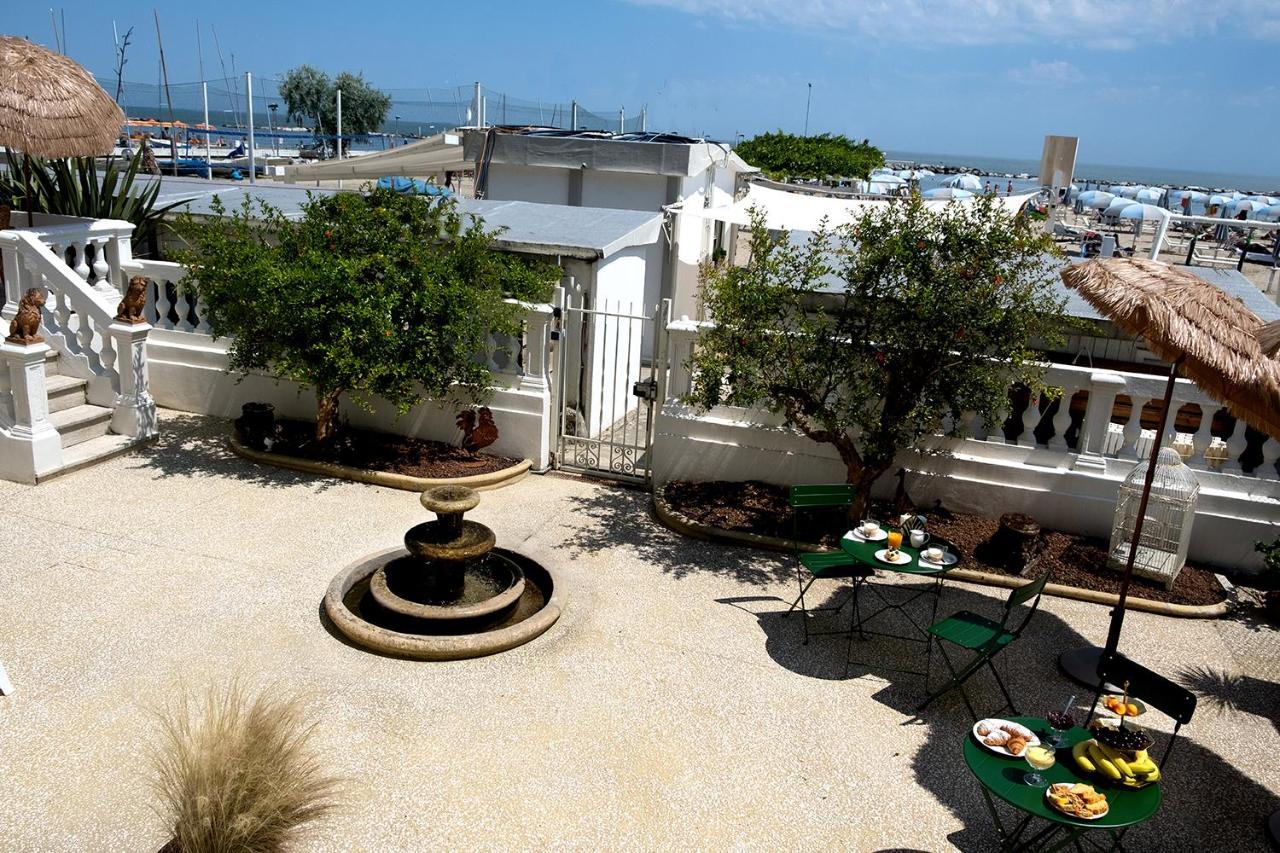 Villa La Torretta Luxury B&B - Adults Only - Rimini Eksteriør billede