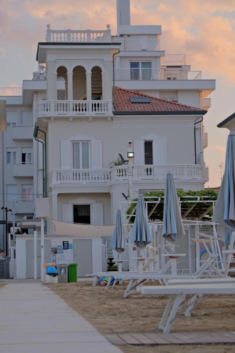 Villa La Torretta Luxury B&B - Adults Only - Rimini Eksteriør billede